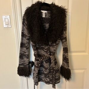 Lucy & Laurel Fuzzy Collar Knit Cardigan